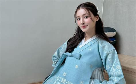 nancy momoland nipple|Momoland’s Nancy McDonie is Sparkle’s newest talent .
